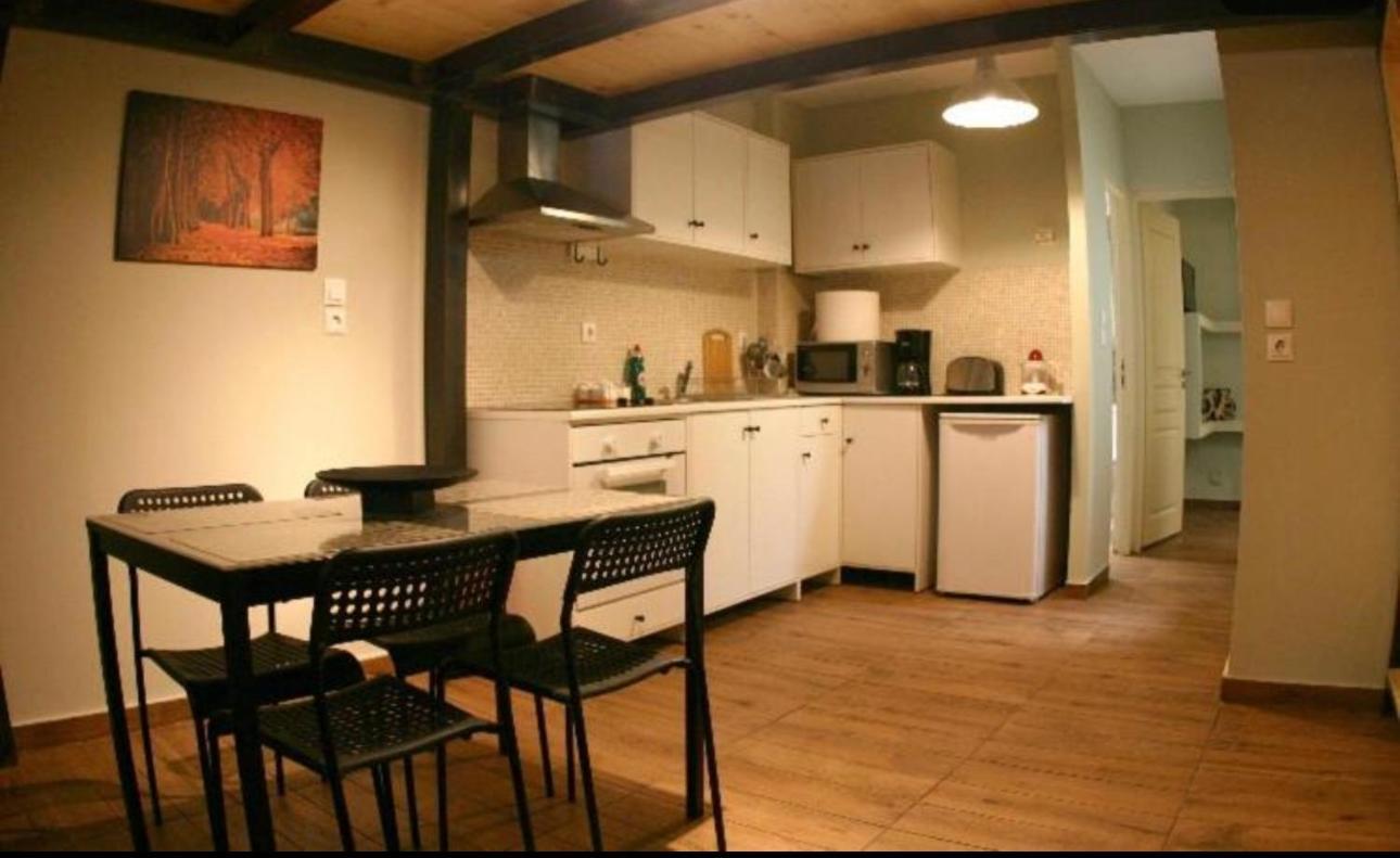 Pavlou Mela Apartment เอเธนส์ ภายนอก รูปภาพ